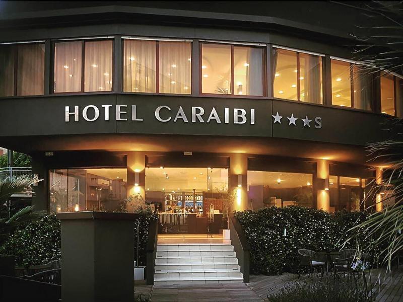 Hotel Caraibi Милано Мартима Екстериор снимка